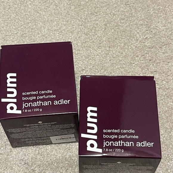 jonathan adler pop plum candle Brand New 220g Great gift scented candle - Picture 6 of 7